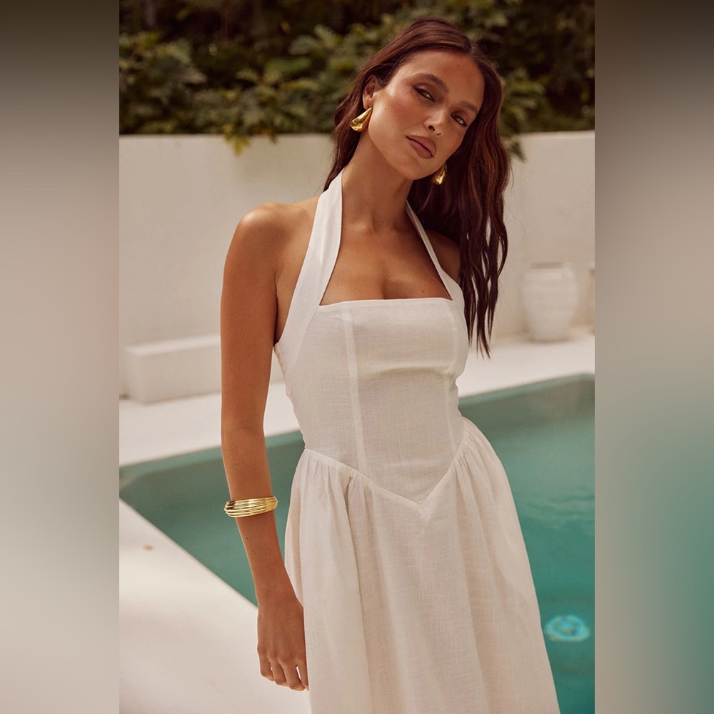 White Sleeveless Halter Maxi Dress - Picture 3 of 3